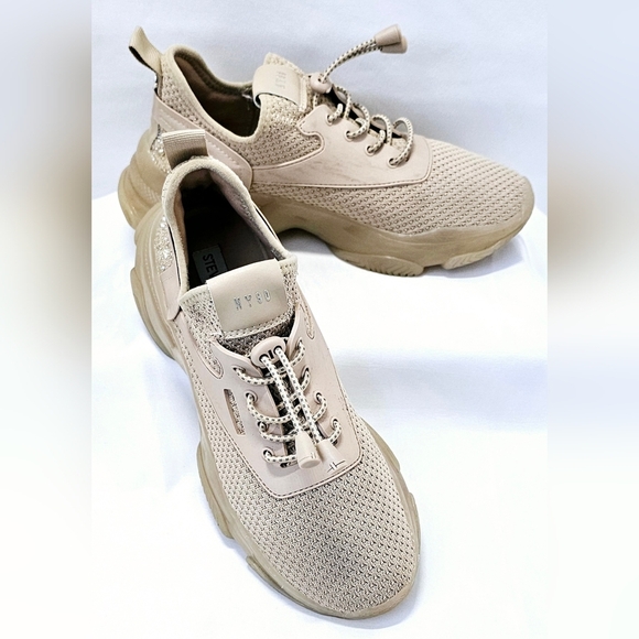 Size 7M Steve Madden NY90 Athletic Fashion Sneakers - Picture 1 of 9